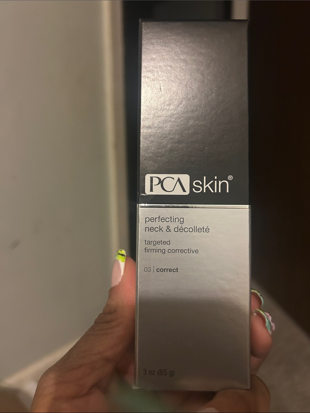 PCA SKIN Perfecting Neck & Décolleté - Correct (Silver/Black)